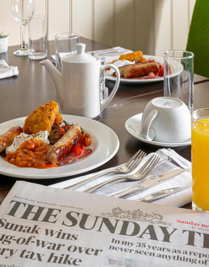 Bed and Breakfast The Kings Head House Стоунхаус Экстерьер фото